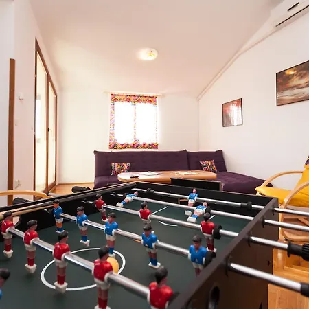Apartment Oina